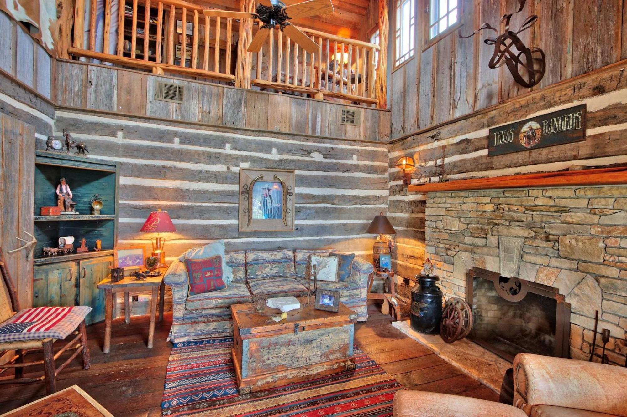 Log Cabin At Old Glory Ranch Wimberley Ngoại thất bức ảnh