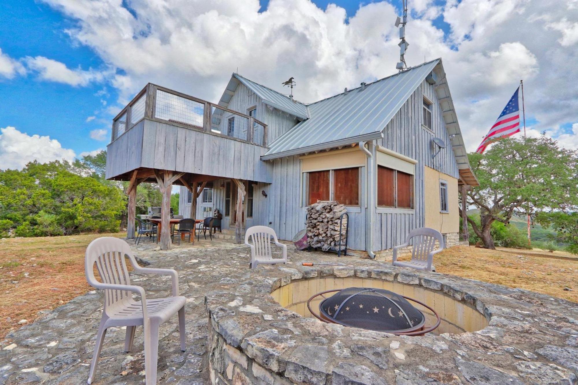 Log Cabin At Old Glory Ranch Wimberley Ngoại thất bức ảnh