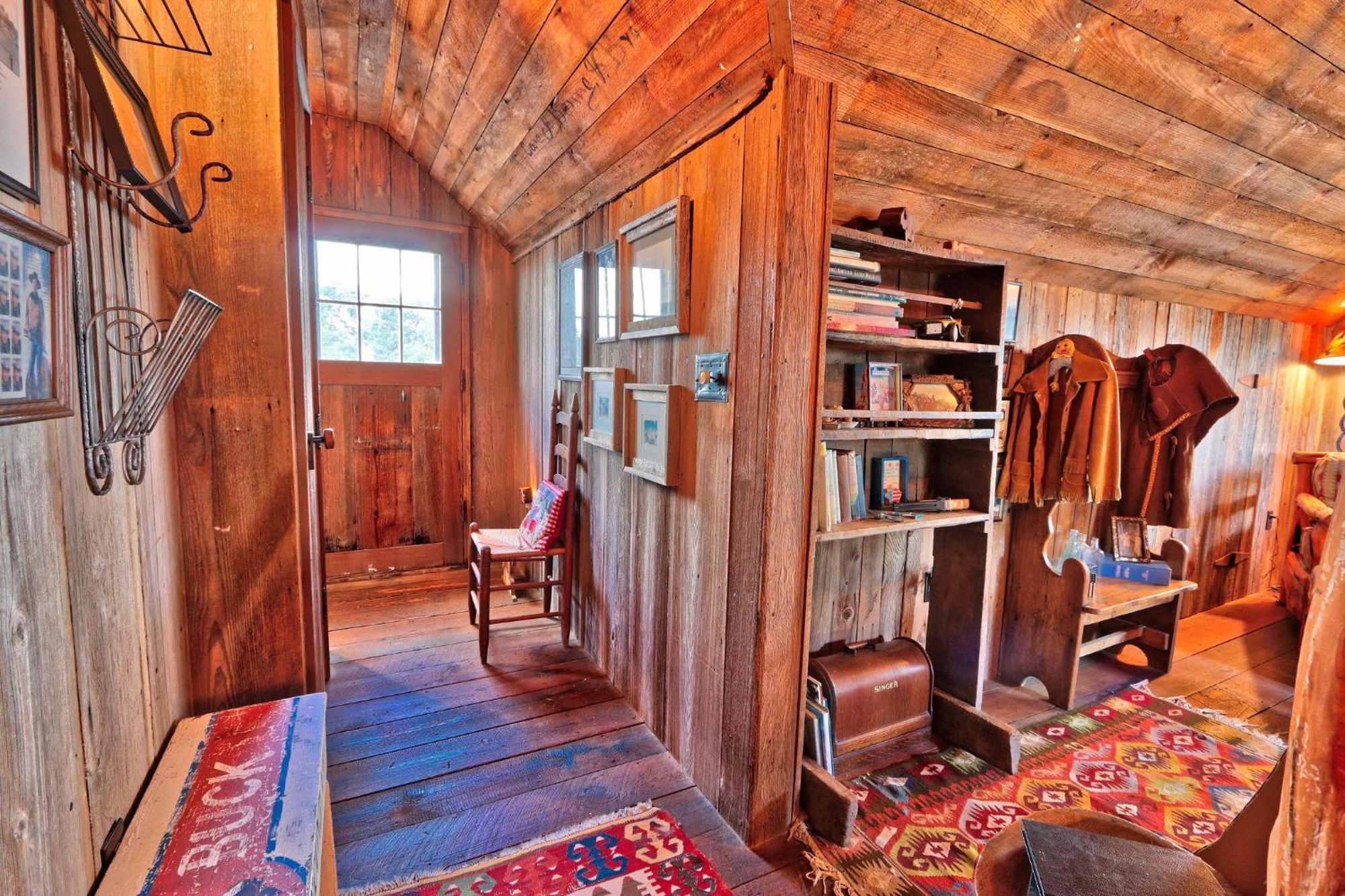 Log Cabin At Old Glory Ranch Wimberley Ngoại thất bức ảnh